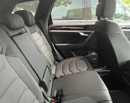 Фольксваген Туарег, об'ємом двигуна 3 л та пробігом 1 тис. км за 98887 $, фото 23 на Automoto.ua