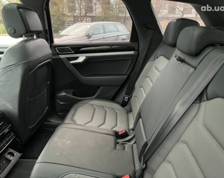 Фольксваген Туарег, об'ємом двигуна 3 л та пробігом 15 тис. км за 95870 $, фото 42 на Automoto.ua