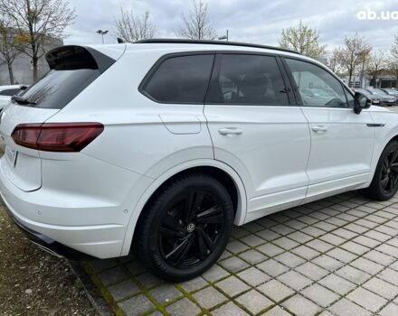 Фольксваген Туарег, об'ємом двигуна 3 л та пробігом 15 тис. км за 95870 $, фото 21 на Automoto.ua