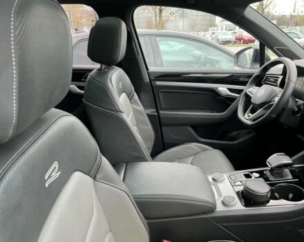 Фольксваген Туарег, об'ємом двигуна 3 л та пробігом 15 тис. км за 95870 $, фото 28 на Automoto.ua