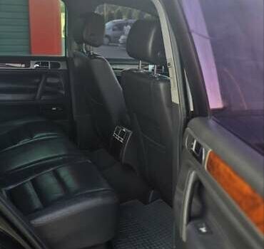 Фольксваген Туарег, объемом двигателя 3.2 л и пробегом 437 тыс. км за 5050 $, фото 9 на Automoto.ua