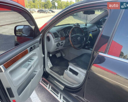 Фольксваген Туарег, об'ємом двигуна 3.2 л та пробігом 296 тис. км за 7000 $, фото 11 на Automoto.ua