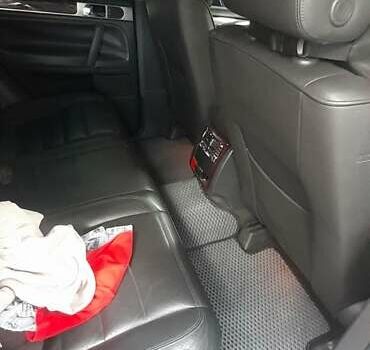 Фольксваген Туарег, объемом двигателя 2.5 л и пробегом 310 тыс. км за 7000 $, фото 11 на Automoto.ua