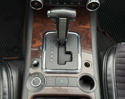 Фольксваген Туарег, объемом двигателя 2.5 л и пробегом 317 тыс. км за 8900 $, фото 14 на Automoto.ua