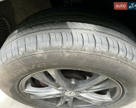 Фольксваген Туарег, объемом двигателя 2.46 л и пробегом 297 тыс. км за 9200 $, фото 4 на Automoto.ua