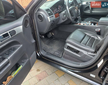 Фольксваген Туарег, объемом двигателя 3 л и пробегом 280 тыс. км за 10500 $, фото 6 на Automoto.ua