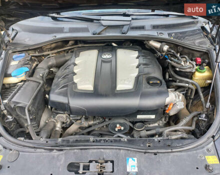 Фольксваген Туарег, объемом двигателя 3 л и пробегом 280 тыс. км за 10500 $, фото 8 на Automoto.ua