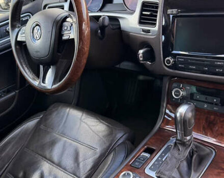 Фольксваген Туарег, об'ємом двигуна 2.97 л та пробігом 335 тис. км за 16500 $, фото 28 на Automoto.ua