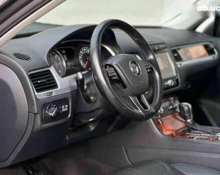 Фольксваген Туарег, об'ємом двигуна 3 л та пробігом 290 тис. км за 15490 $, фото 10 на Automoto.ua