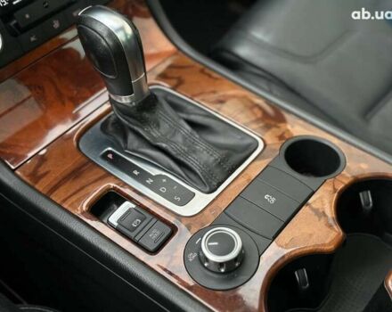 Фольксваген Туарег, об'ємом двигуна 3 л та пробігом 290 тис. км за 15490 $, фото 26 на Automoto.ua
