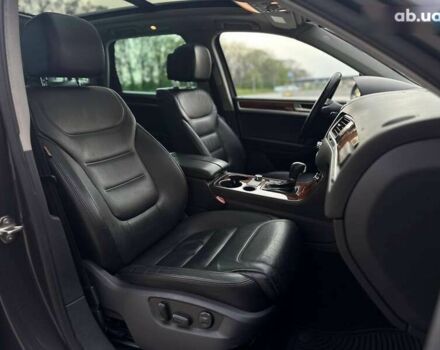 Фольксваген Туарег, об'ємом двигуна 3 л та пробігом 290 тис. км за 15490 $, фото 12 на Automoto.ua