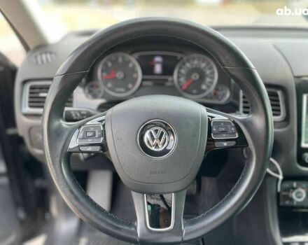 Фольксваген Туарег, об'ємом двигуна 3 л та пробігом 270 тис. км за 18999 $, фото 28 на Automoto.ua