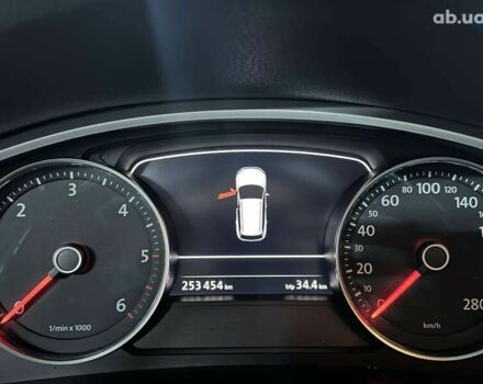 Фольксваген Туарег, объемом двигателя 3 л и пробегом 253 тыс. км за 17300 $, фото 25 на Automoto.ua