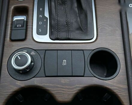 Фольксваген Туарег, объемом двигателя 3 л и пробегом 247 тыс. км за 20300 $, фото 17 на Automoto.ua