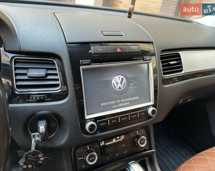 Фольксваген Туарег, объемом двигателя 2.97 л и пробегом 286 тыс. км за 16300 $, фото 14 на Automoto.ua