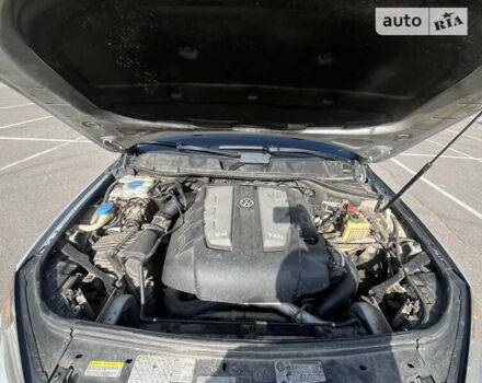Фольксваген Туарег, об'ємом двигуна 3 л та пробігом 244 тис. км за 20500 $, фото 25 на Automoto.ua