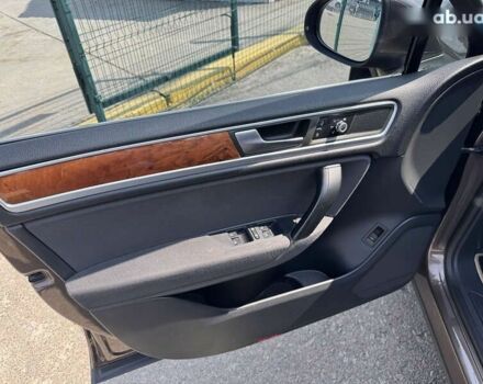 Фольксваген Туарег, об'ємом двигуна 3 л та пробігом 214 тис. км за 16990 $, фото 17 на Automoto.ua