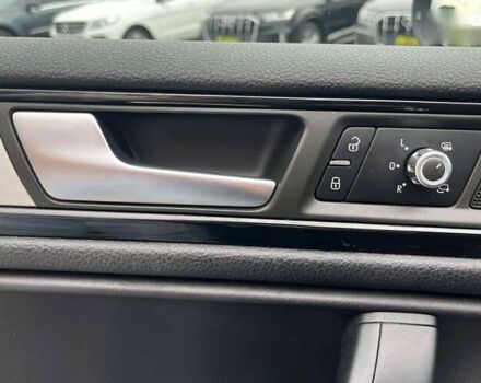 Фольксваген Туарег, объемом двигателя 3 л и пробегом 370 тыс. км за 17800 $, фото 10 на Automoto.ua