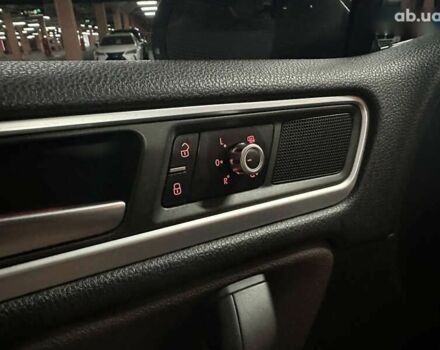 Фольксваген Туарег, объемом двигателя 3 л и пробегом 253 тыс. км за 17300 $, фото 7 на Automoto.ua