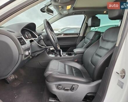 Фольксваген Туарег, объемом двигателя 2.97 л и пробегом 152 тыс. км за 3500 $, фото 7 на Automoto.ua