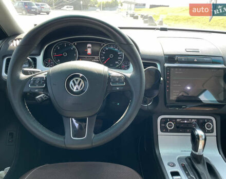 Фольксваген Туарег, об'ємом двигуна 3 л та пробігом 298 тис. км за 17300 $, фото 8 на Automoto.ua