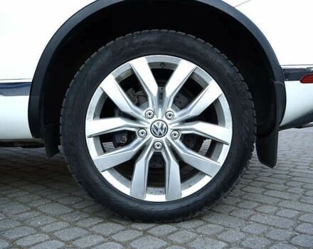 Фольксваген Туарег, объемом двигателя 3 л и пробегом 123 тыс. км за 23500 $, фото 16 на Automoto.ua