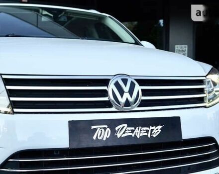 Фольксваген Туарег, объемом двигателя 3 л и пробегом 123 тыс. км за 23500 $, фото 5 на Automoto.ua