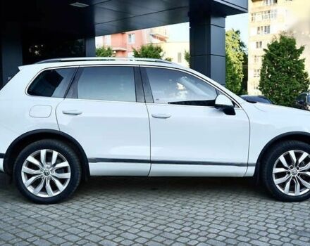 Фольксваген Туарег, объемом двигателя 3 л и пробегом 123 тыс. км за 23500 $, фото 1 на Automoto.ua