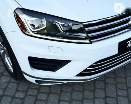 Фольксваген Туарег, объемом двигателя 3 л и пробегом 123 тыс. км за 23500 $, фото 3 на Automoto.ua