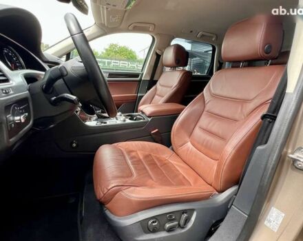 Фольксваген Туарег, объемом двигателя 3 л и пробегом 214 тыс. км за 27900 $, фото 19 на Automoto.ua