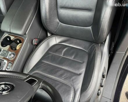 Фольксваген Туарег, об'ємом двигуна 3 л та пробігом 278 тис. км за 23990 $, фото 28 на Automoto.ua