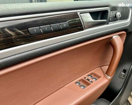 Фольксваген Туарег, объемом двигателя 3 л и пробегом 214 тыс. км за 27900 $, фото 14 на Automoto.ua