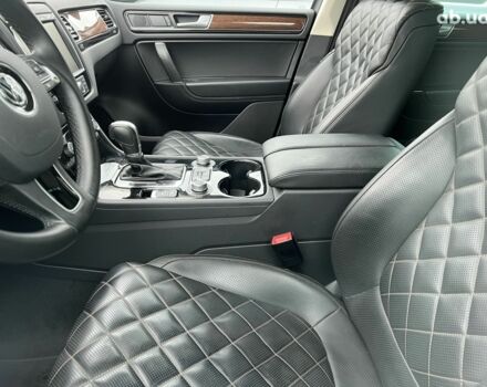 Фольксваген Туарег, объемом двигателя 3 л и пробегом 67 тыс. км за 48471 $, фото 31 на Automoto.ua