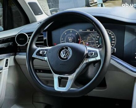 Фольксваген Туарег, об'ємом двигуна 3 л та пробігом 125 тис. км за 59000 $, фото 29 на Automoto.ua