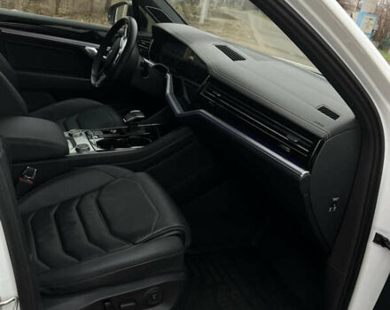 Фольксваген Туарег, об'ємом двигуна 2.97 л та пробігом 180 тис. км за 45000 $, фото 10 на Automoto.ua