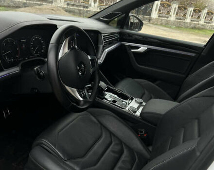 Фольксваген Туарег, об'ємом двигуна 2.97 л та пробігом 180 тис. км за 45000 $, фото 7 на Automoto.ua