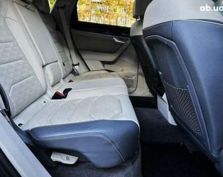 Фольксваген Туарег, объемом двигателя 3 л и пробегом 125 тыс. км за 59900 $, фото 24 на Automoto.ua