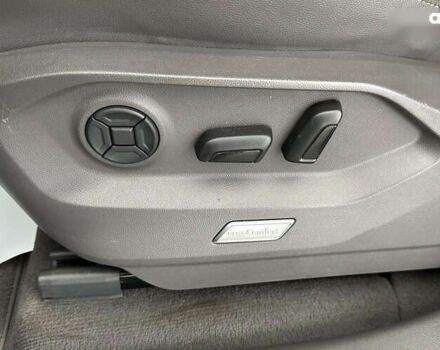 Фольксваген Туарег, объемом двигателя 3 л и пробегом 155 тыс. км за 48500 $, фото 10 на Automoto.ua