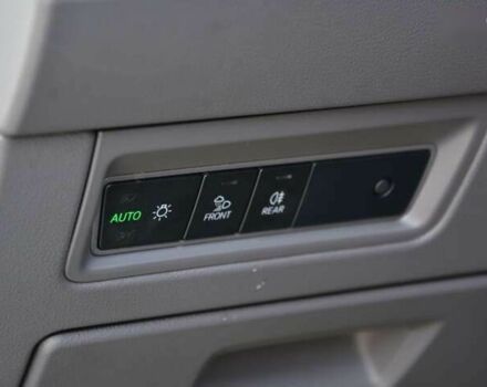 Фольксваген Туарег, об'ємом двигуна 3 л та пробігом 260 тис. км за 37700 $, фото 17 на Automoto.ua