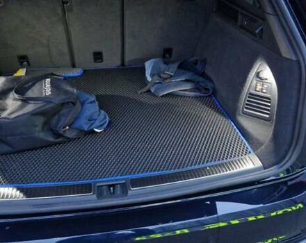 Фольксваген Туарег, объемом двигателя 3.96 л и пробегом 74 тыс. км за 71000 $, фото 26 на Automoto.ua