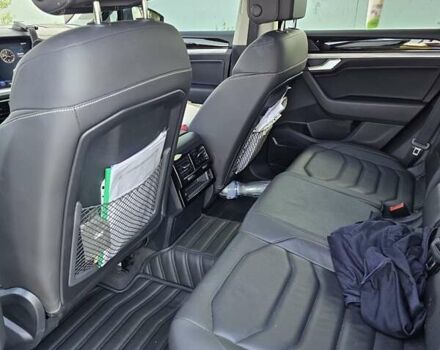 Фольксваген Туарег, об'ємом двигуна 3 л та пробігом 137 тис. км за 54999 $, фото 14 на Automoto.ua