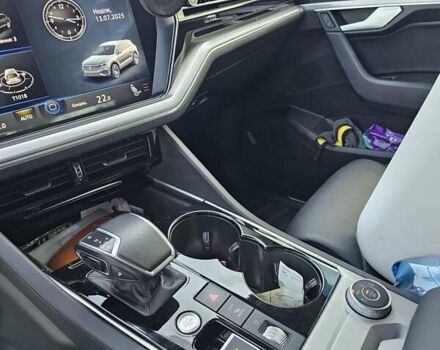 Фольксваген Туарег, об'ємом двигуна 3 л та пробігом 137 тис. км за 54999 $, фото 10 на Automoto.ua