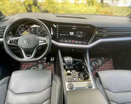 Фольксваген Туарег, объемом двигателя 3 л и пробегом 97 тыс. км за 58999 $, фото 4 на Automoto.ua