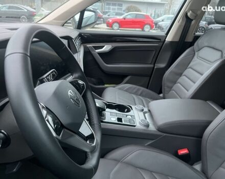 Фольксваген Туарег, объемом двигателя 2.97 л и пробегом 21 тыс. км за 73359 $, фото 6 на Automoto.ua