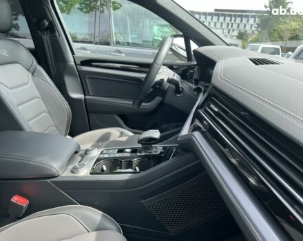 Фольксваген Туарег, об'ємом двигуна 3 л та пробігом 8 тис. км за 96617 $, фото 27 на Automoto.ua