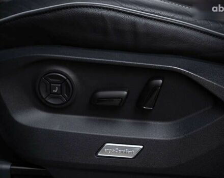 Фольксваген Туарег, об'ємом двигуна 3 л та пробігом 34 тис. км за 80000 $, фото 21 на Automoto.ua