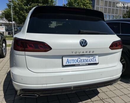 Фольксваген Туарег, об'ємом двигуна 3 л та пробігом 2 тис. км за 96986 $, фото 5 на Automoto.ua