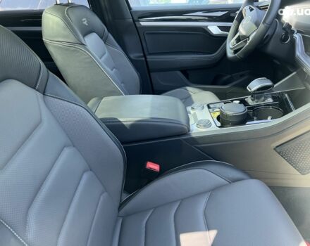 Фольксваген Туарег, об'ємом двигуна 3 л та пробігом 2 тис. км за 96986 $, фото 14 на Automoto.ua