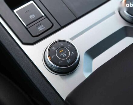 Фольксваген Туарег, объемом двигателя 3 л и пробегом 50 тыс. км за 60900 $, фото 24 на Automoto.ua