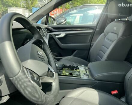 Фольксваген Туарег, объемом двигателя 3 л и пробегом 2 тыс. км за 95856 $, фото 14 на Automoto.ua